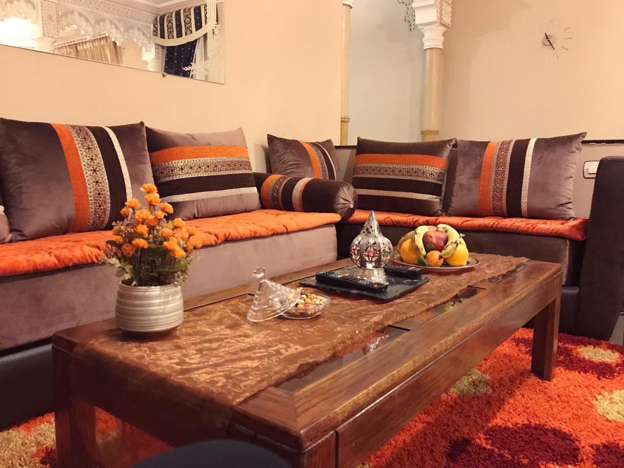 Apartamento Oranger Family House Center, Private Large House, Terasse Garden View, Free Parking *