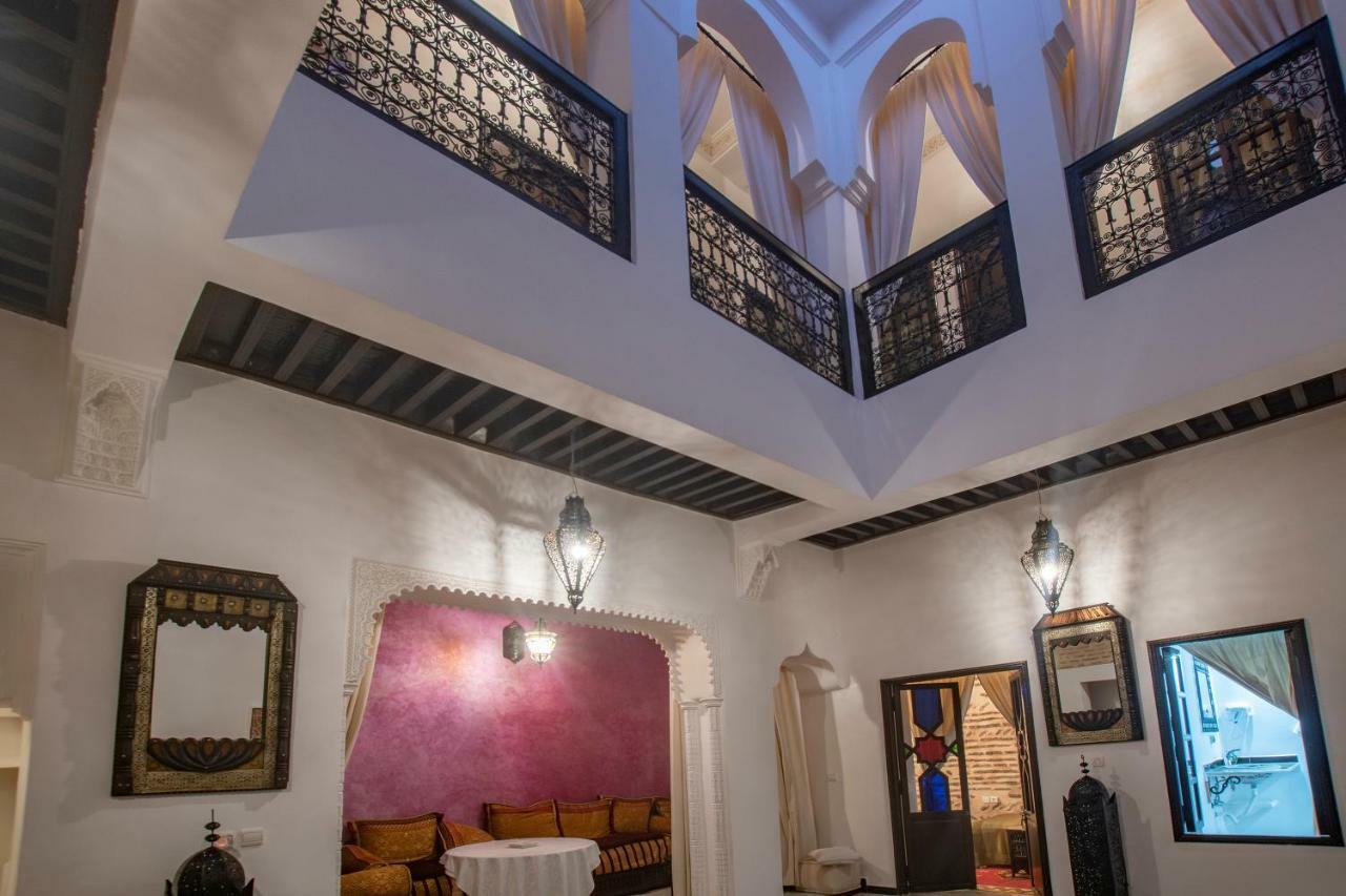 Dar Merzouga Hammam & Jacuzzi Riad