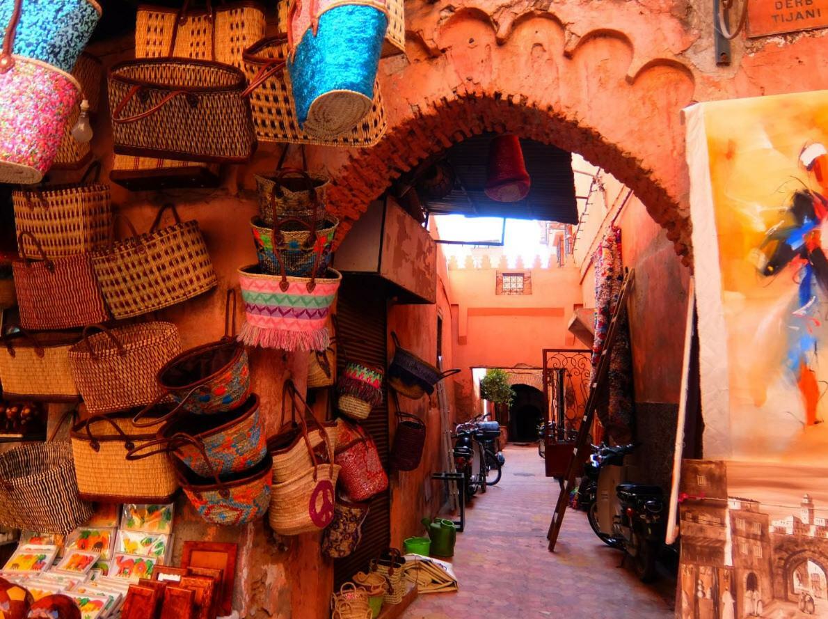 Les Nuits De Marrakech