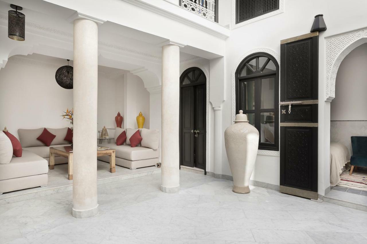 Mirage Guest house 3*