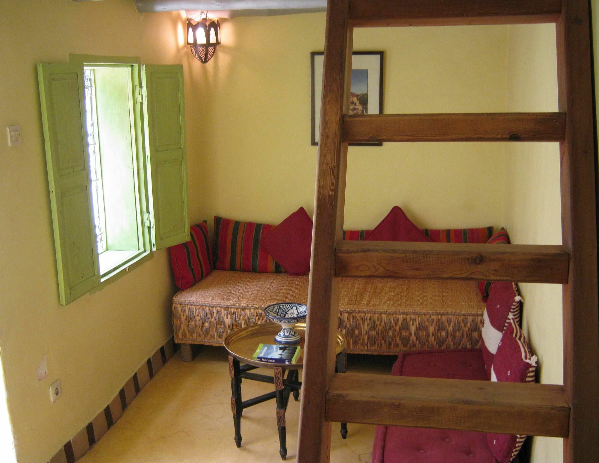 Douarskoll Bed & Breakfast