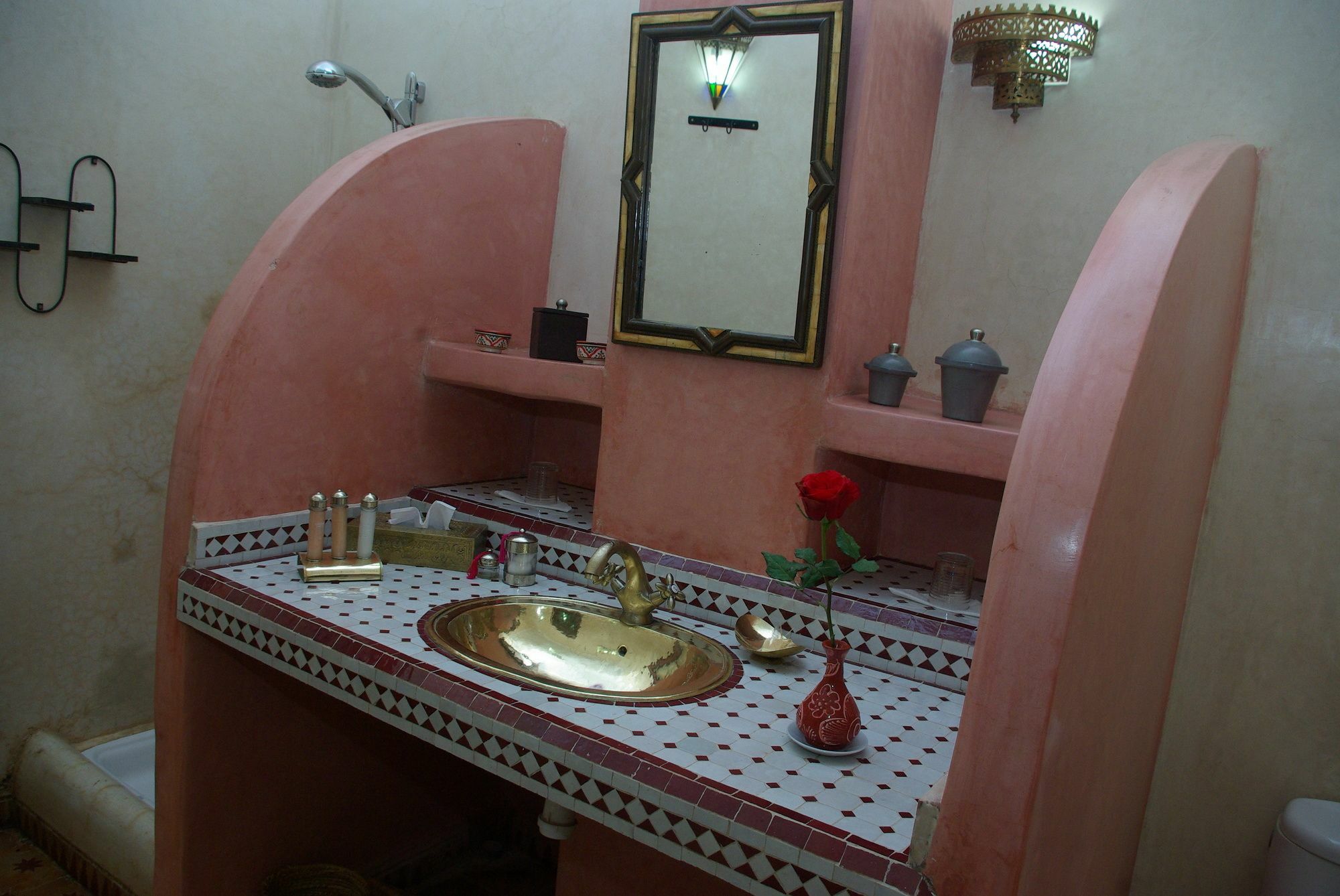 Hotel Abaca Badra