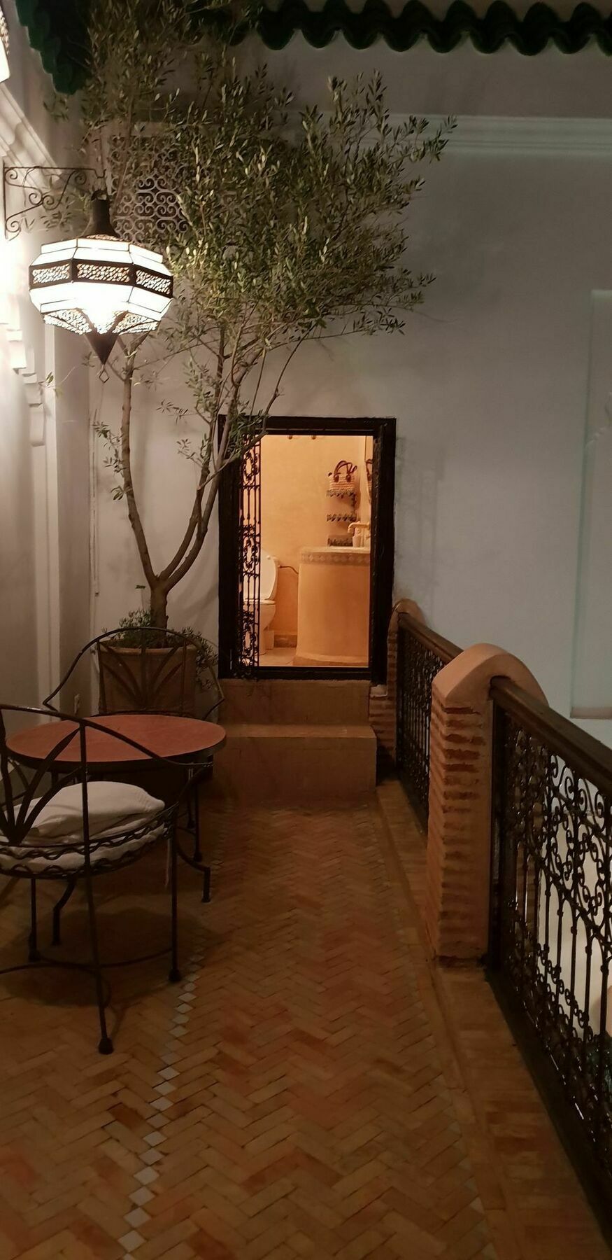Dar Warda