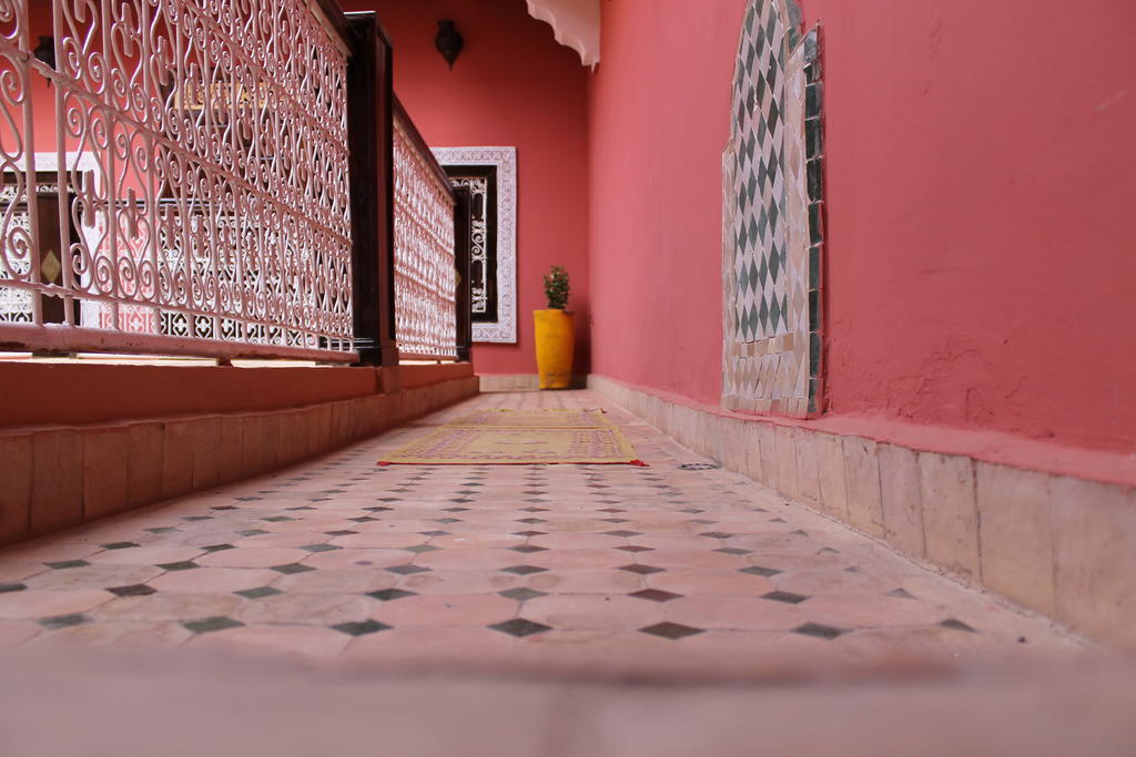 Naya Riad 2*