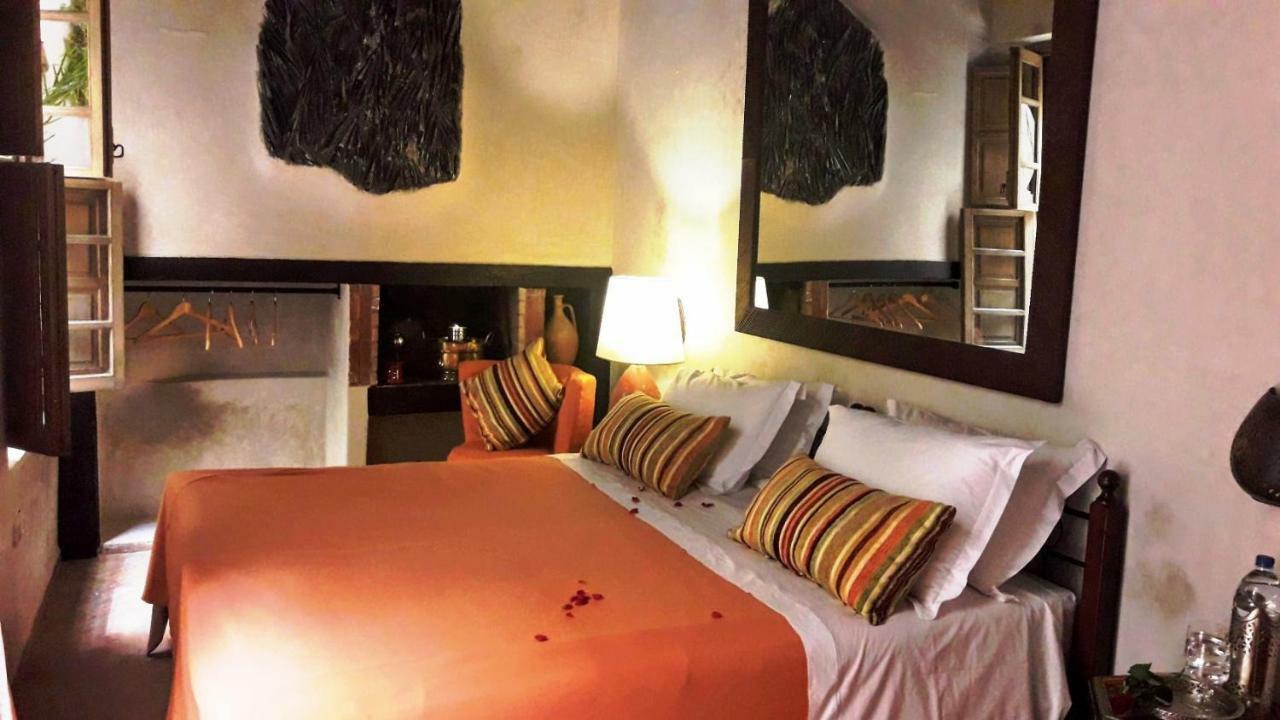 Des Eaux Et Riad