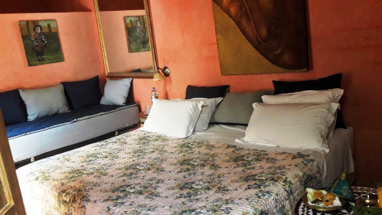 Des Eaux Et Marrakesh
