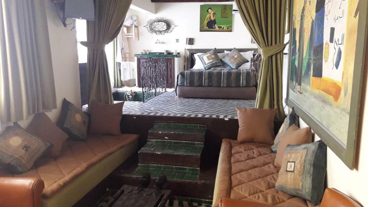 Des Eaux Et Marrakesh