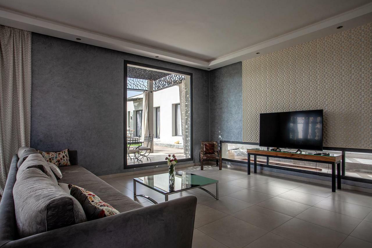Villa Essra