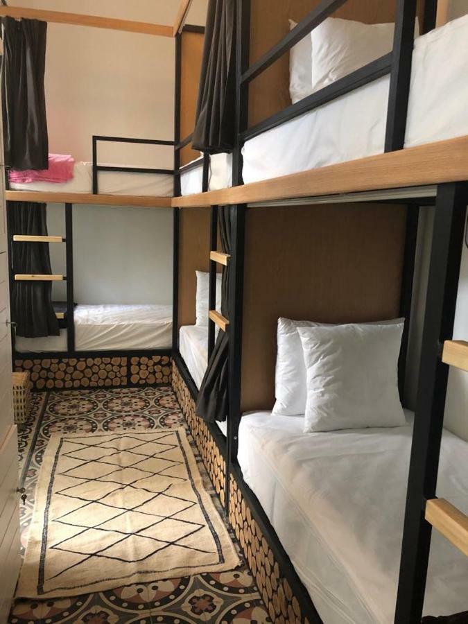 Couette-café Bed Square
