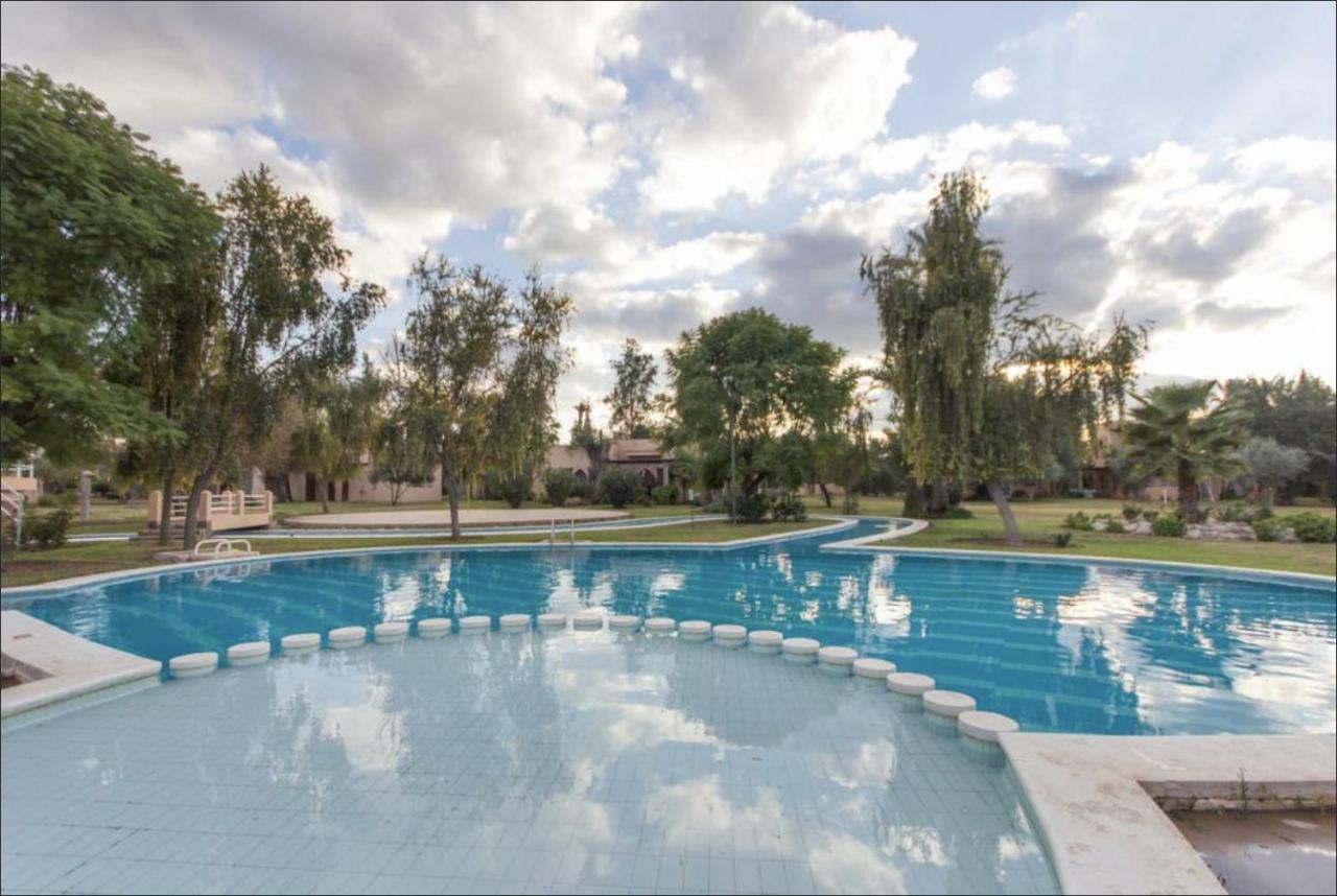 Yasmina Piscine & Tennis Dans La Palmeraie