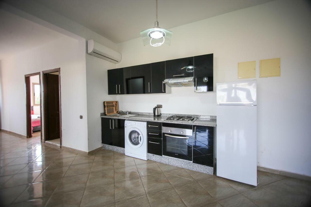 Bel 3 Chambres Et Grand Sejour, Sans Vis A Vis, Familiale