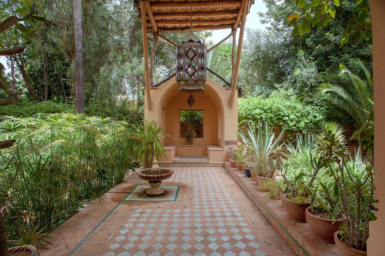 Avirona Holiday home