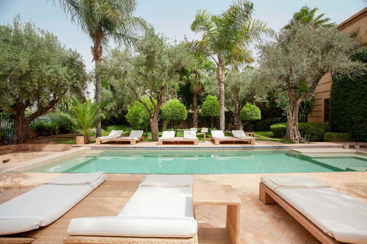 Avirona Holiday home