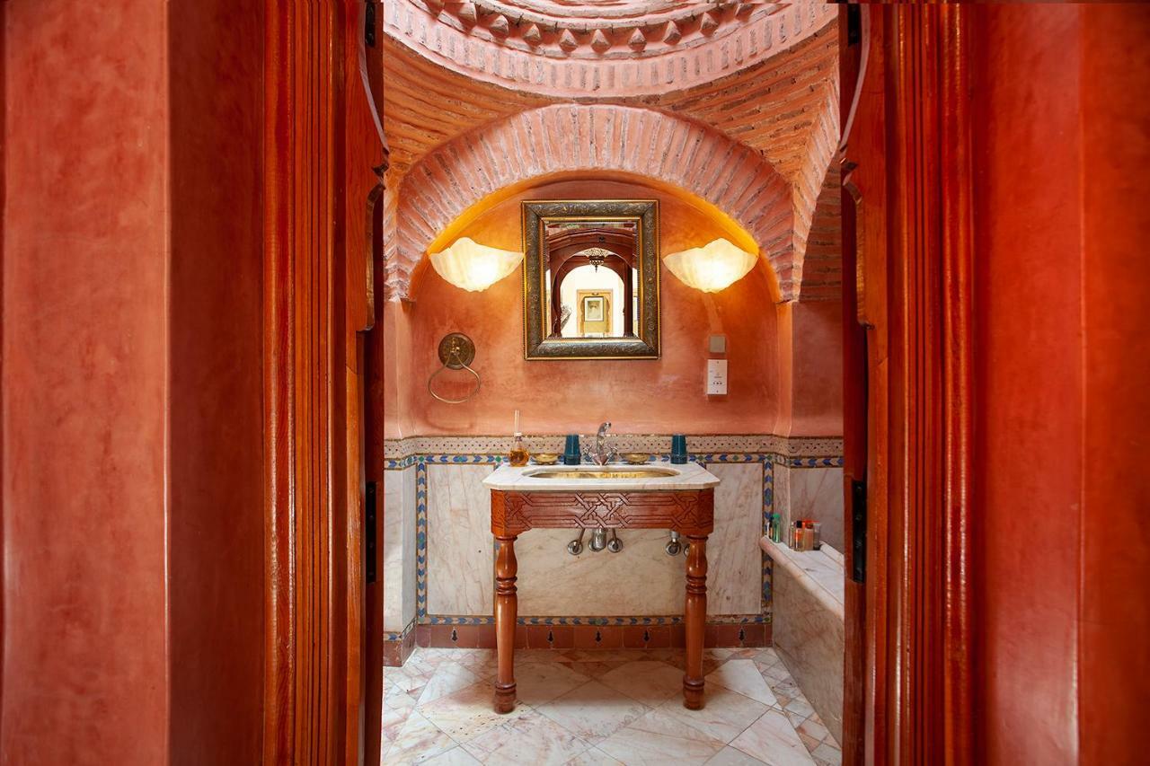 Avirona Holiday home