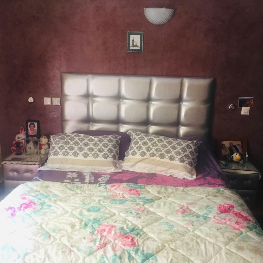 “etoile D'or” Porte De Gueliz 40 000 Marrakech . Homestay