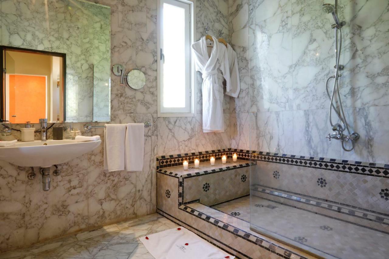 Bed & Breakfast La Maison Blanche 4*