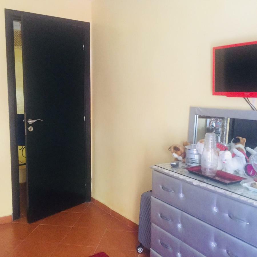 “etoile D'or” Porte De Gueliz 40 000 Marrakech . Homestay