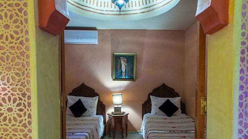Reves D'orient & Riad 3*