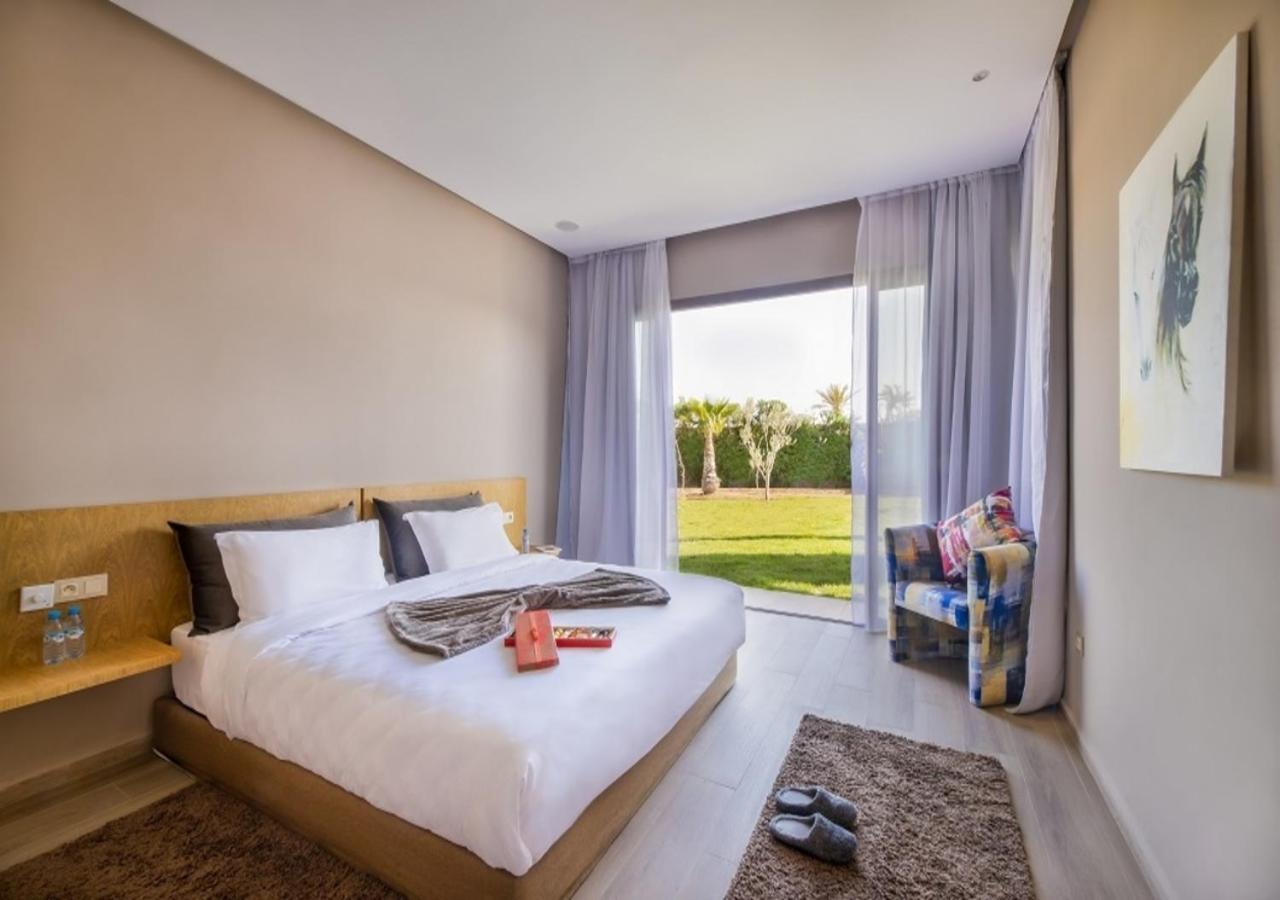 Palms Edge Avec Piscine & Jardin Prives Pousada