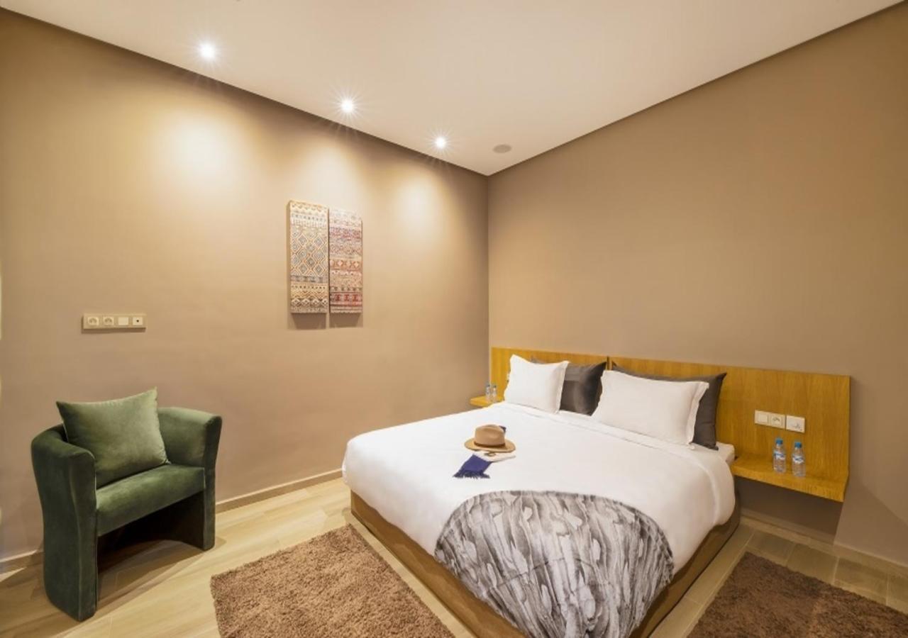 Palms Edge Avec Piscine & Jardin Prives Villa *