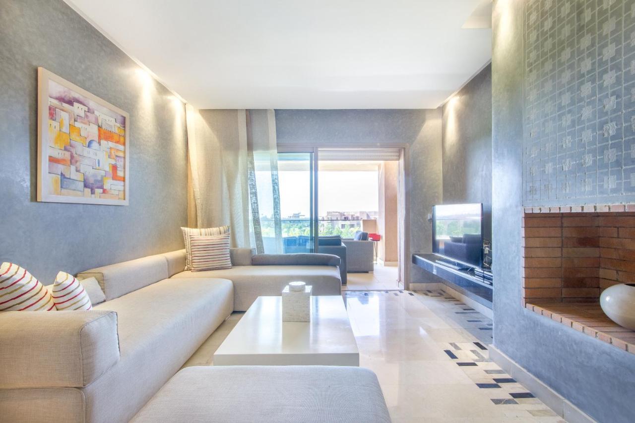 Lumineux Et Vue Degagee Sur Piscine A Prestigia Marraquexe