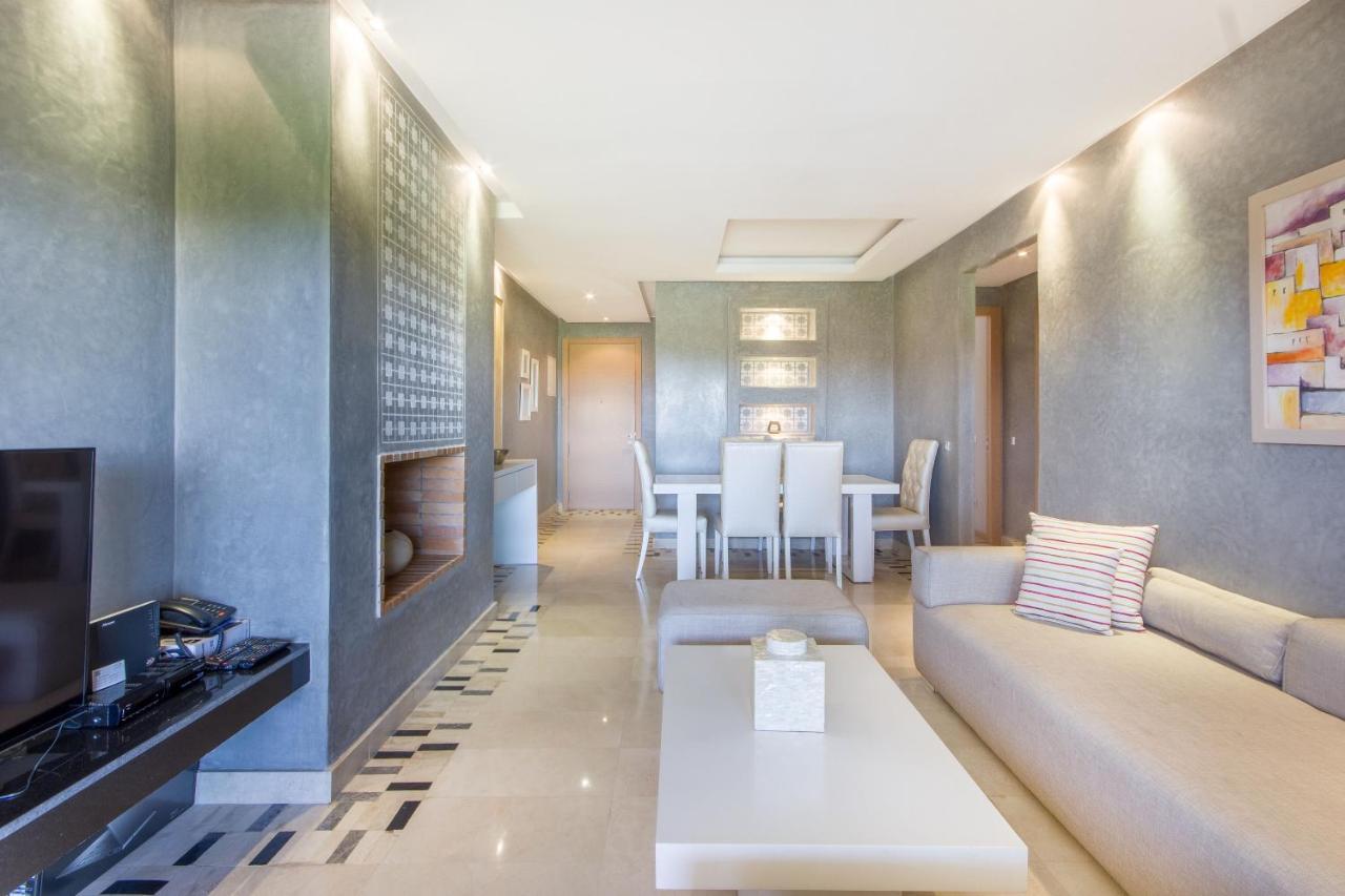 Lumineux Et Vue Degagee Sur Piscine A Prestigia Marraquexe