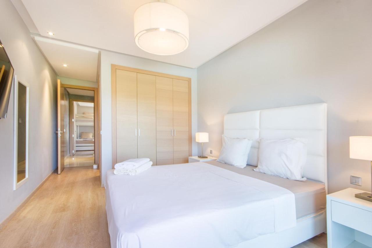 Lumineux Et Vue Degagee Sur Piscine A Prestigia Marraquexe