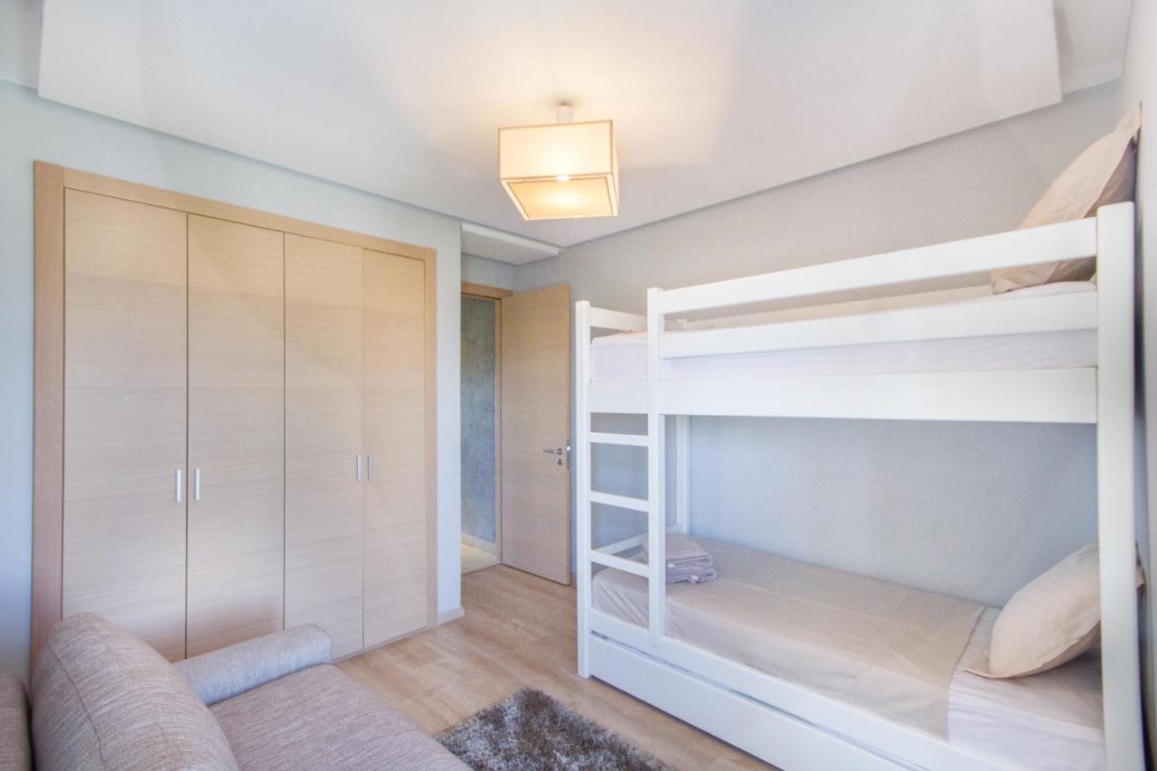Lumineux Et Vue Degagee Sur Piscine A Prestigia Apartamento