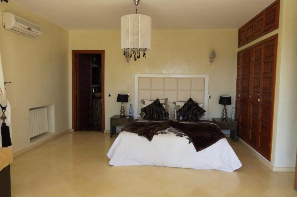 Apartment Moumni *