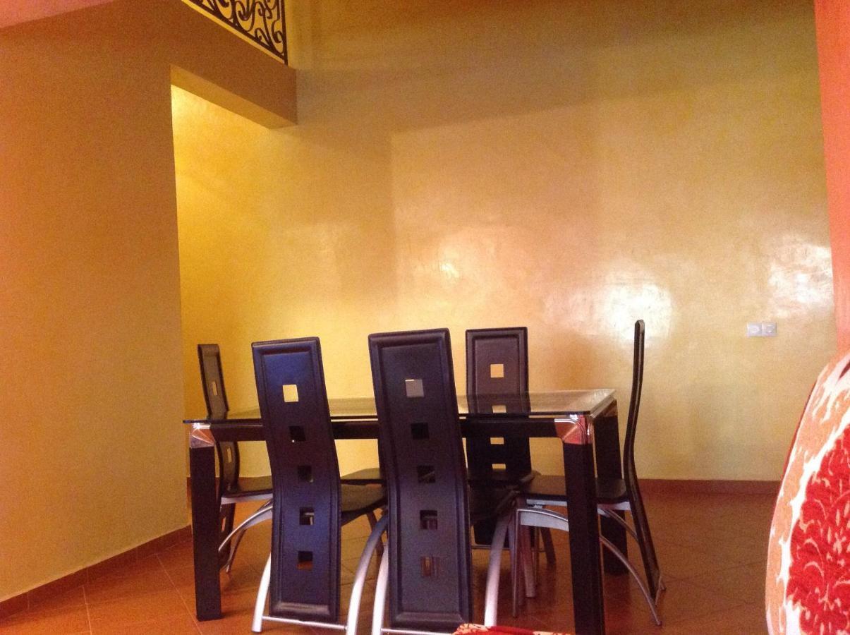 “etoile D'or” Porte De Gueliz 40 000 Marrakech . Homestay *