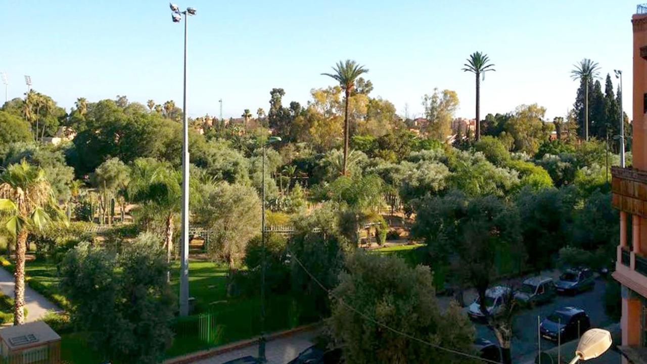 Rue El Qadi Ayad Apartamento