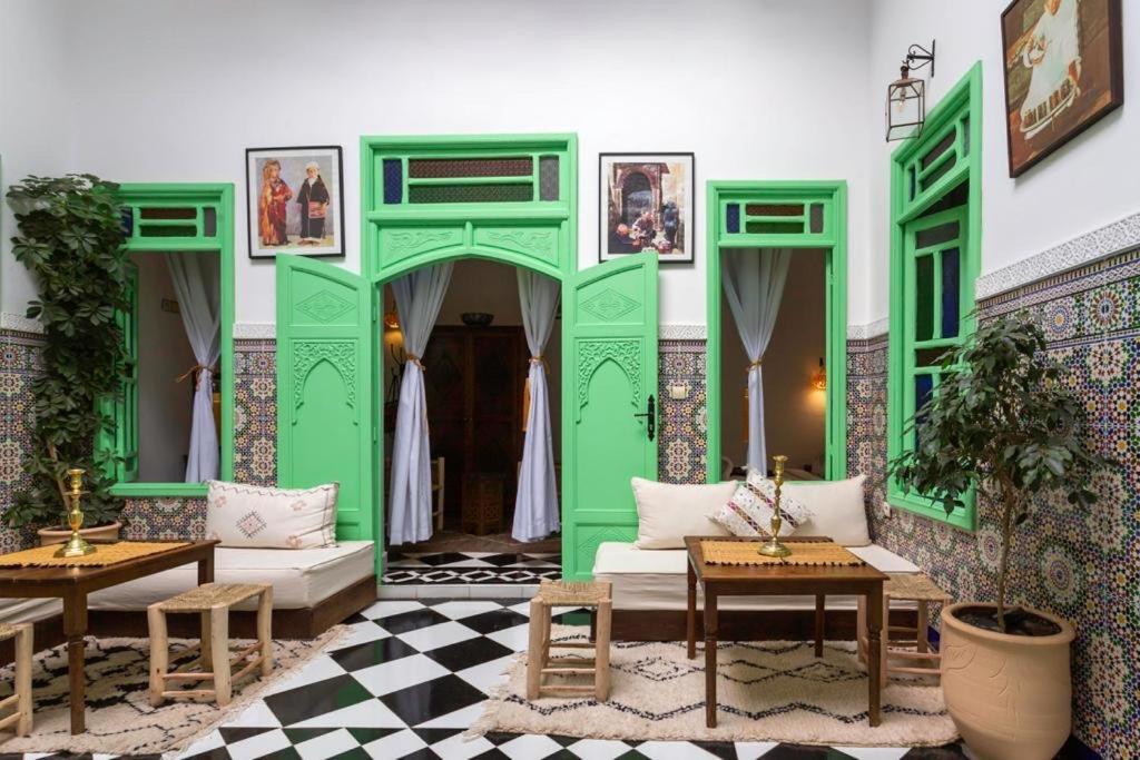 Rose Meryam Riad Marrakesh