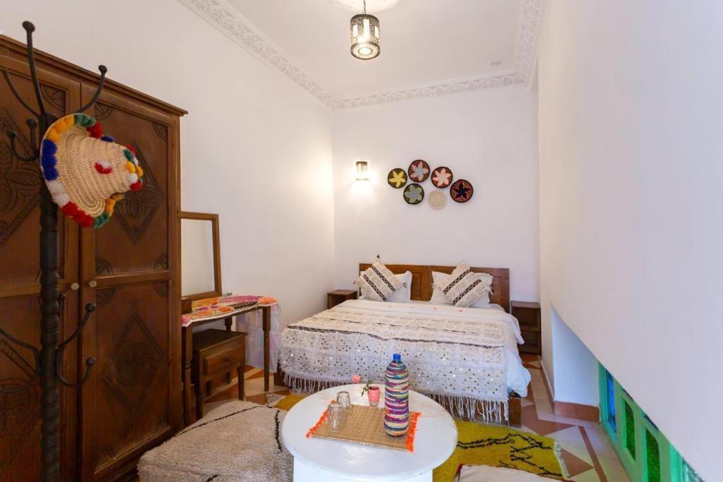 Rose Meryam Marrakesh