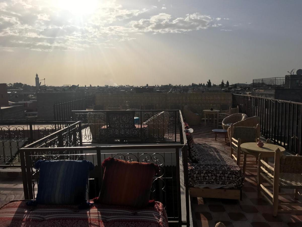 Hostal Terrace House 88 *