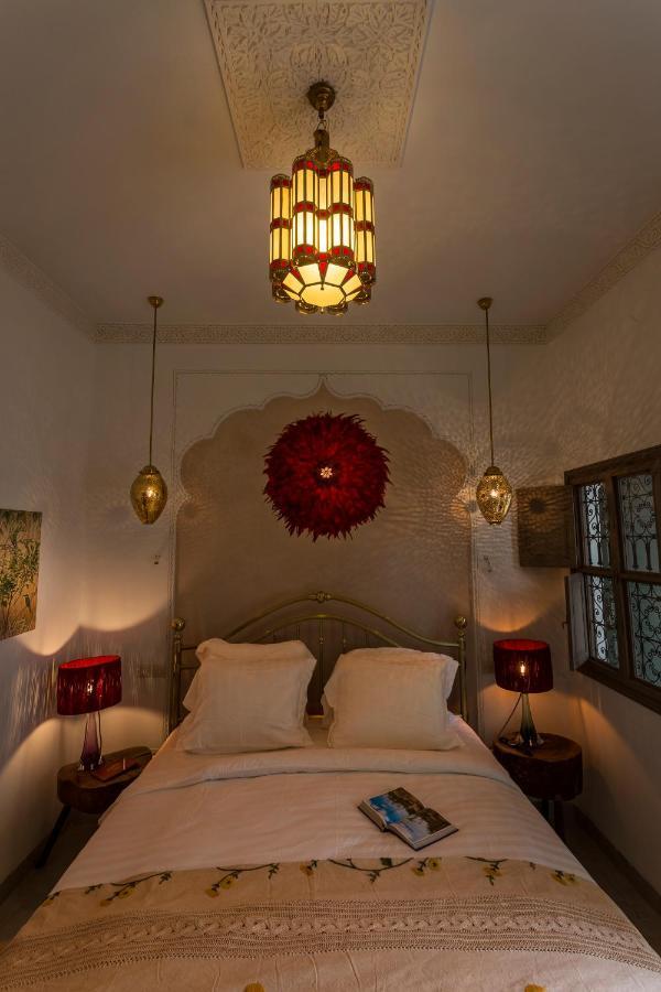 Riad Lumiere