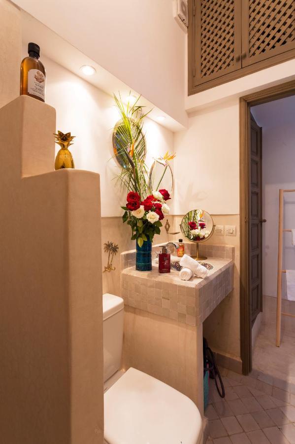 Riad Lumiere