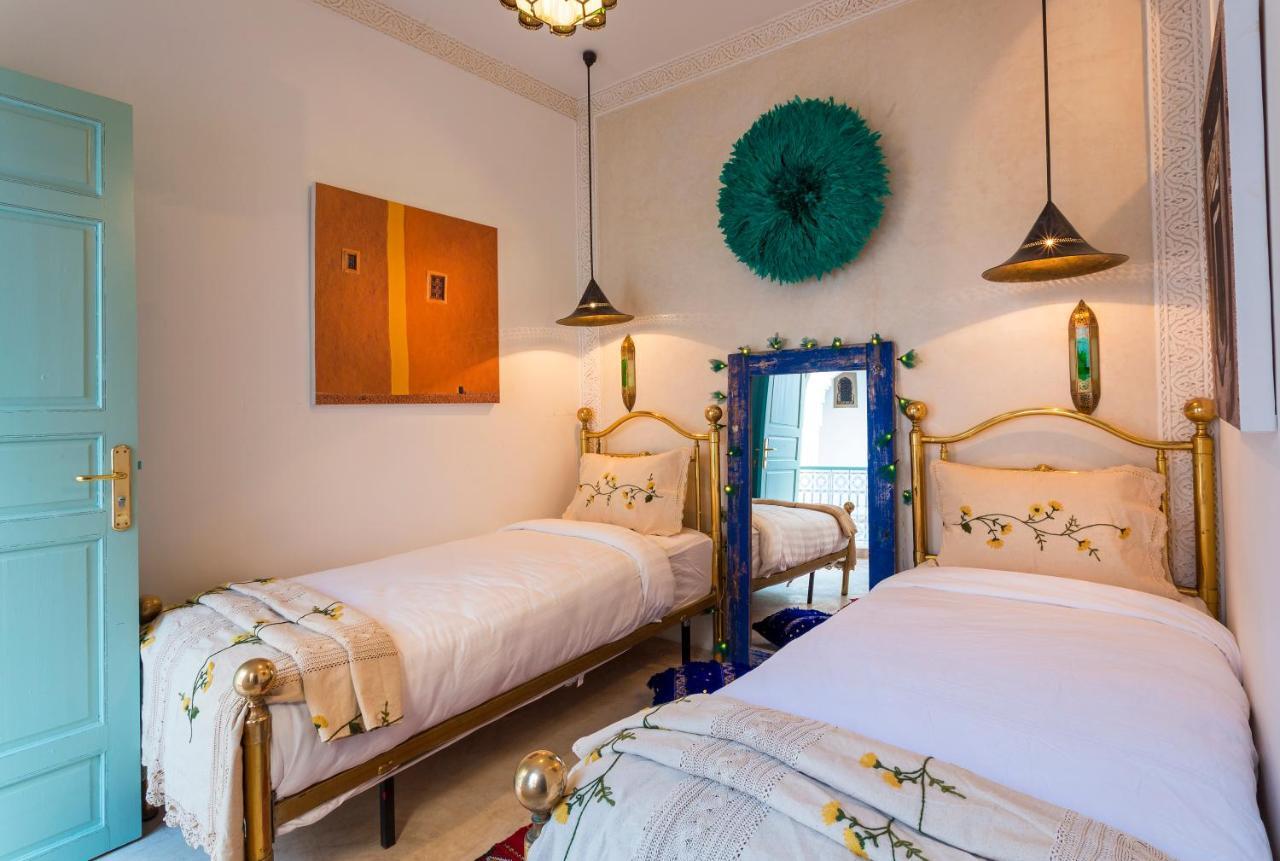 Riad Lumiere
