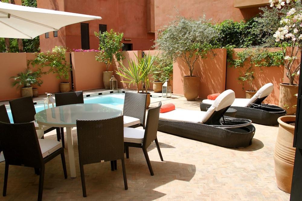 Lavande Hotel 5*