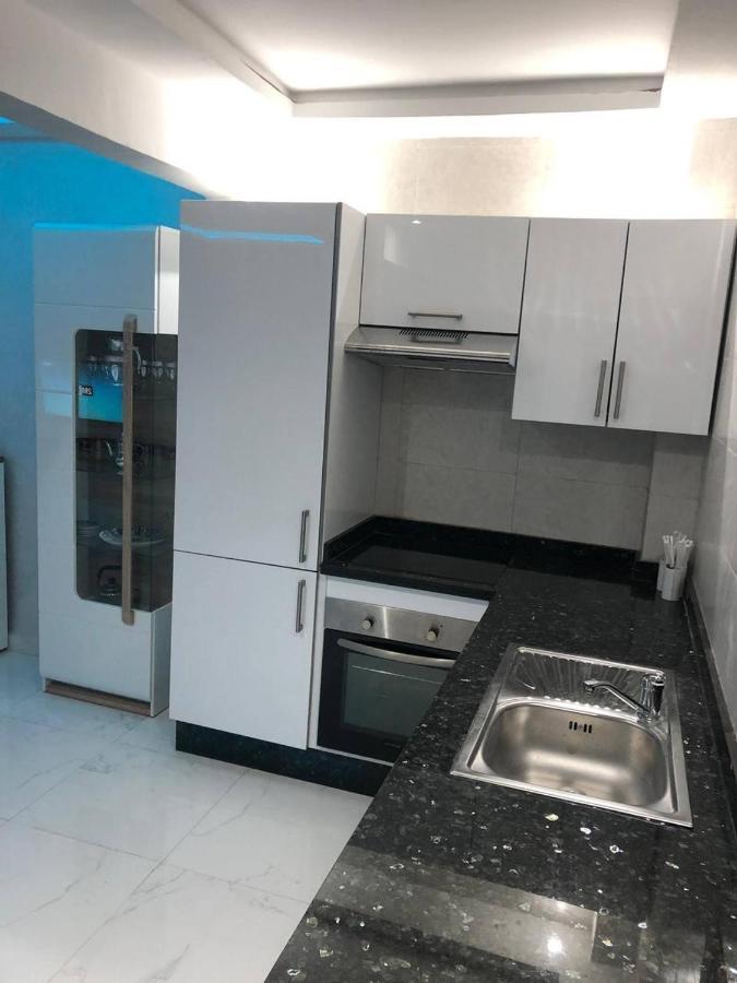 Apartment “yallah”riyad Triplex For 6 Persons Max *