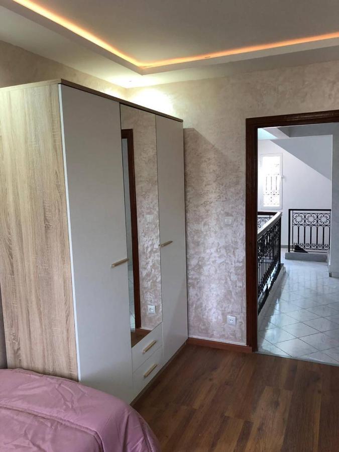 “yallah”riyad Triplex For 6 Persons Max *