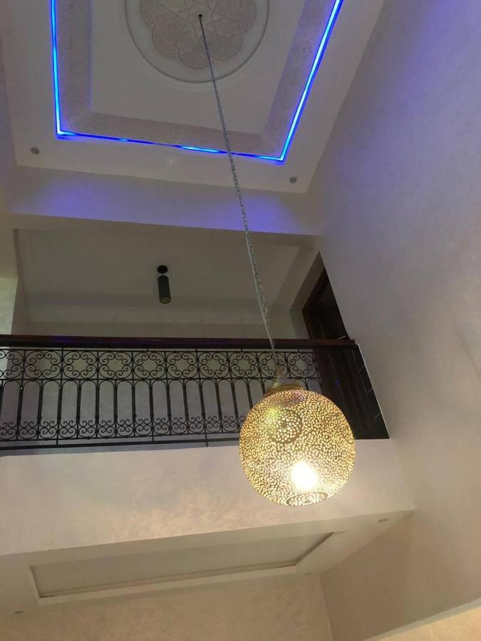 Apartment “yallah”riyad Triplex For 6 Persons Max
