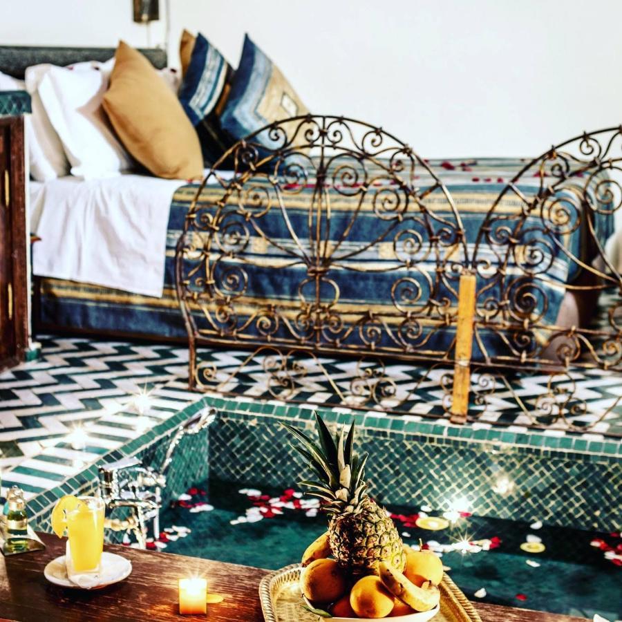 Des Eaux Et Riad