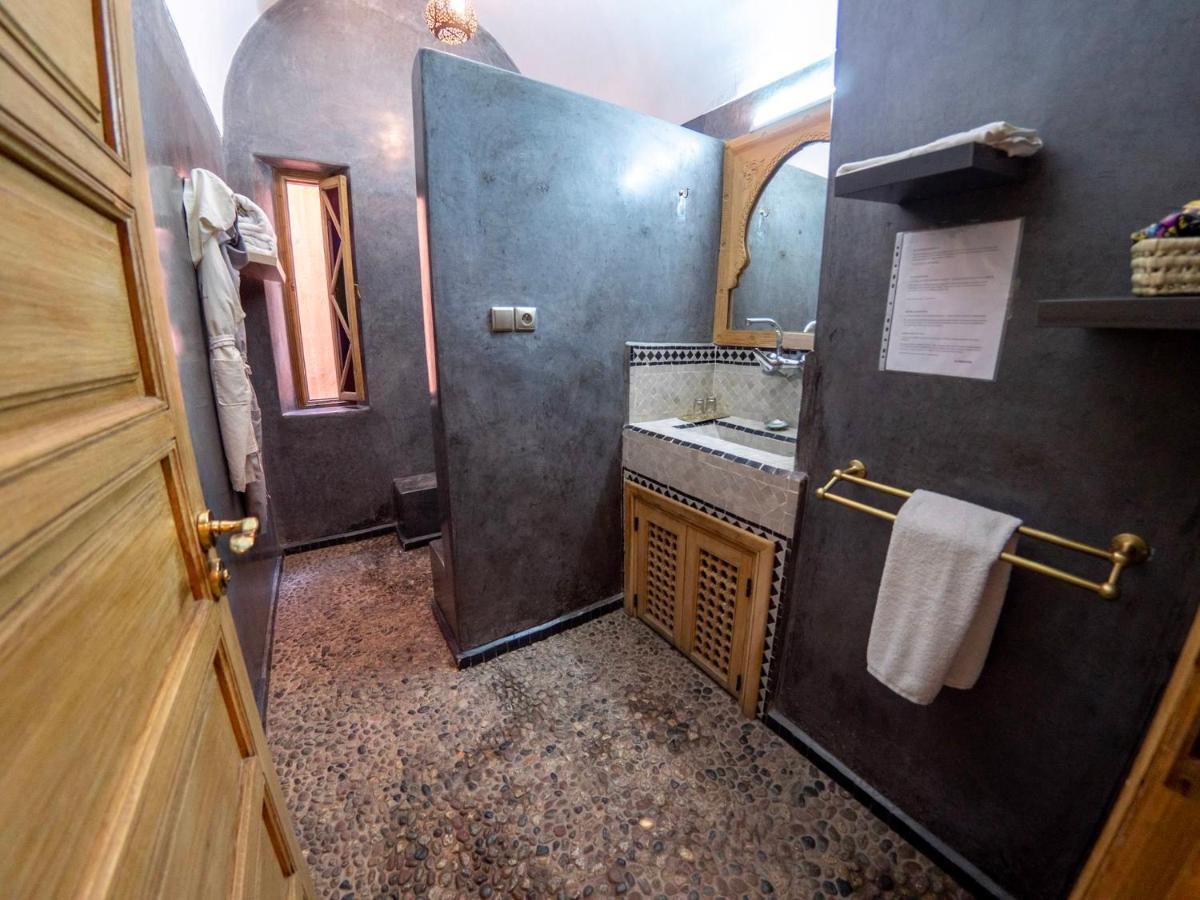 Des Eaux Et Riad