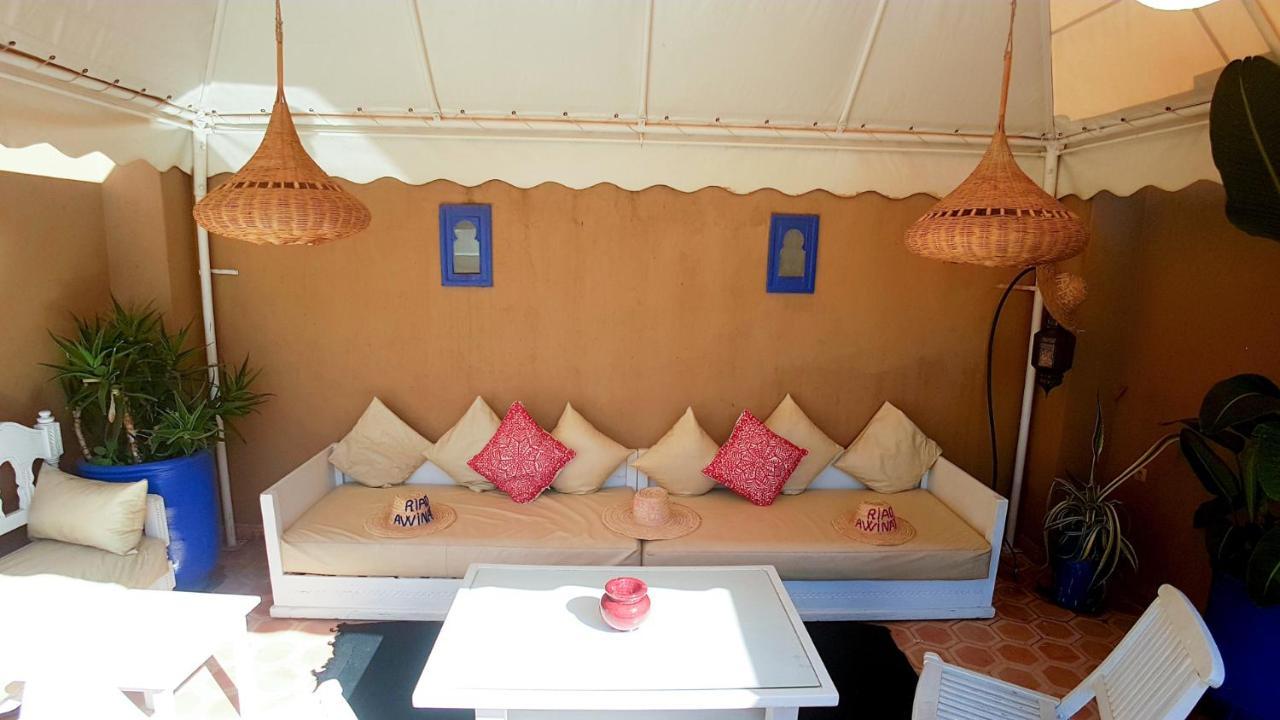 Awinati Location Privatisee ,piscine Chauffee , Beau Rooftop Riad Marrakesh