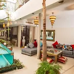 Riad A La Menthe