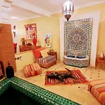 Riad Dar-Cactus-Bleu, Un Ecrin Dans La Medina