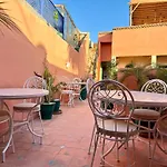 Riad Sanwa