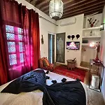 Riad103 piscine chauffée sur le Rooftop, jacuzzi hot&hammam massage