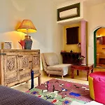 Riad 11 Zitoune