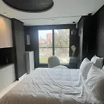 Luxueux 2 Pieces Residence Familiale Avec Piscine Centre Ville